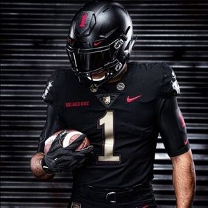 Meet your Posher, Elijah